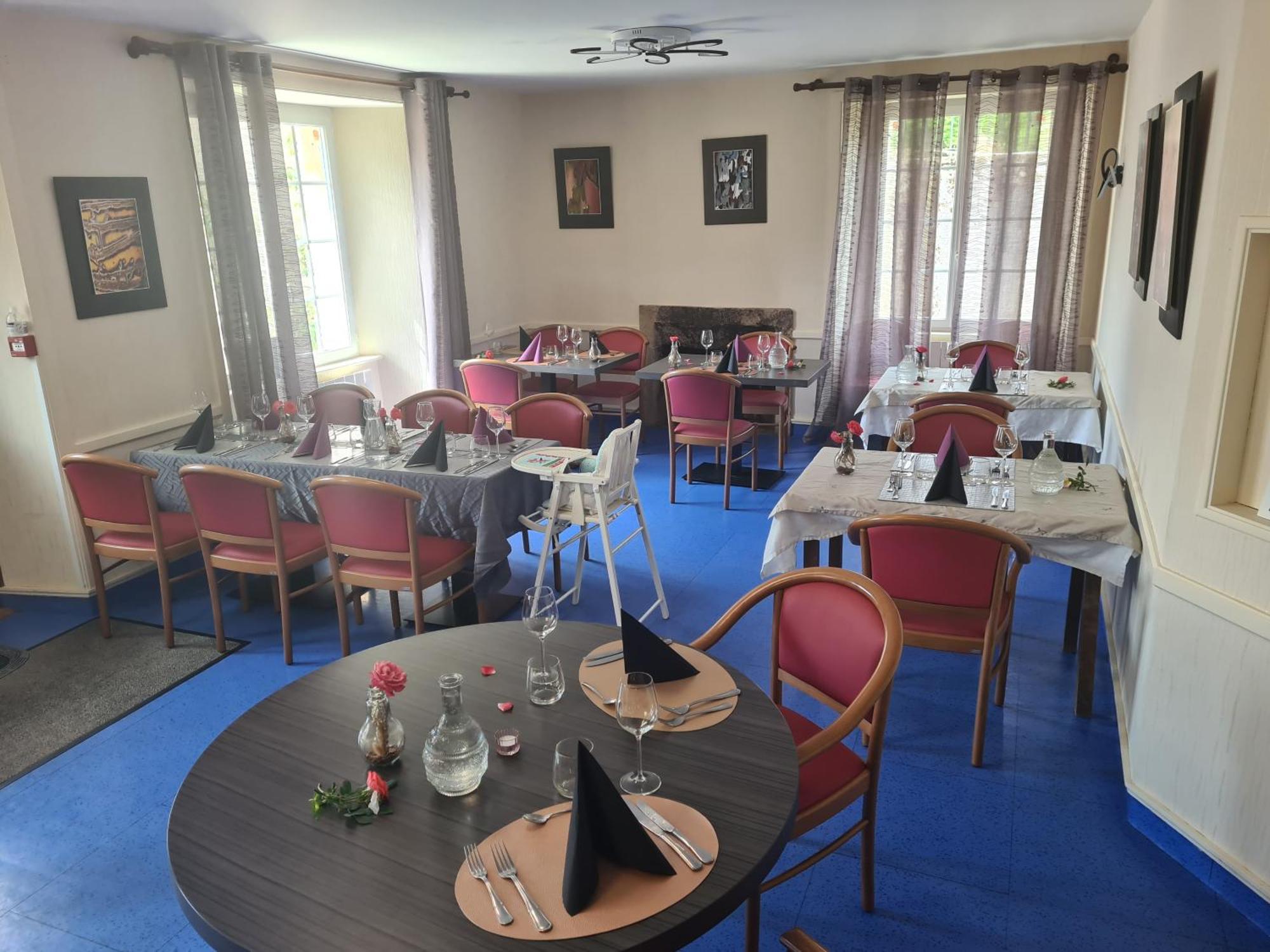 Hotel Saint Julien Aux Bois 外观 照片